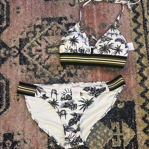 Xhilaration Monochrome Palm Print Bikini Small Top Large Bottom